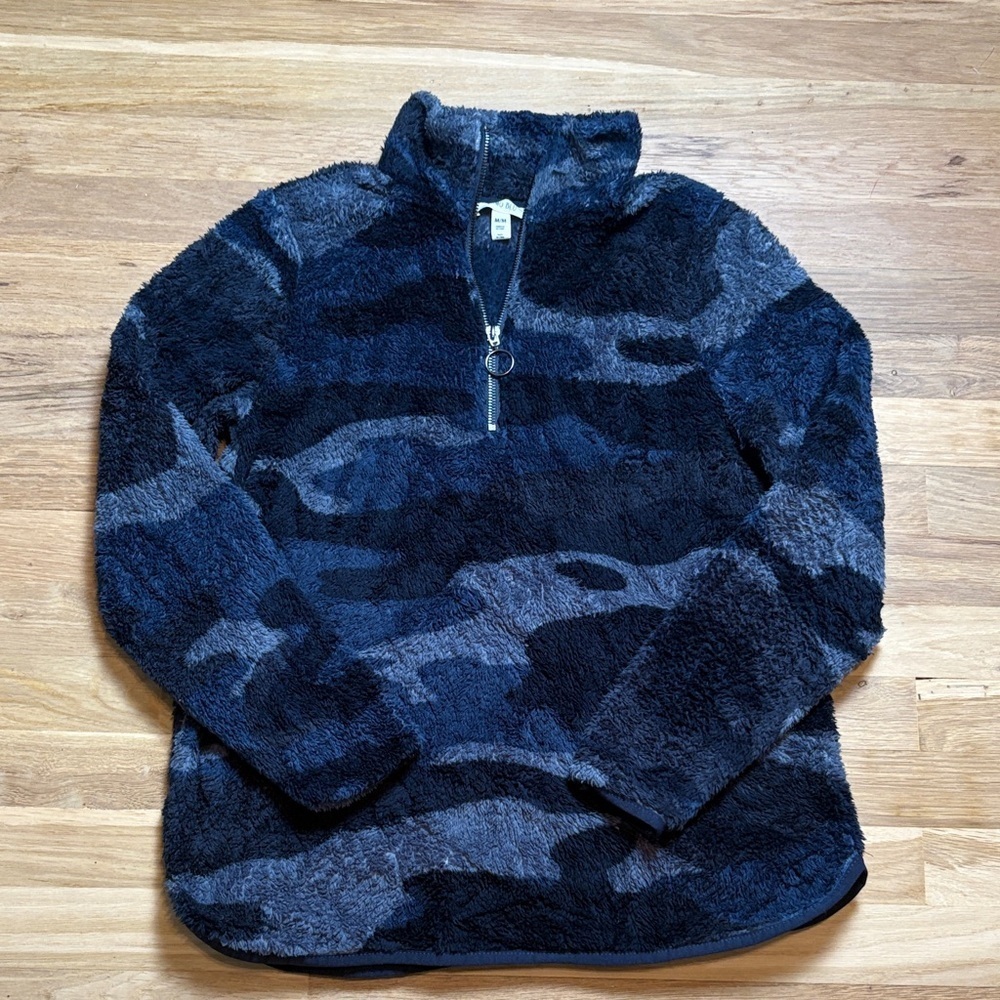 Como Blu Camouflage Blue & Gray Fuzzy Pullover Women’s M